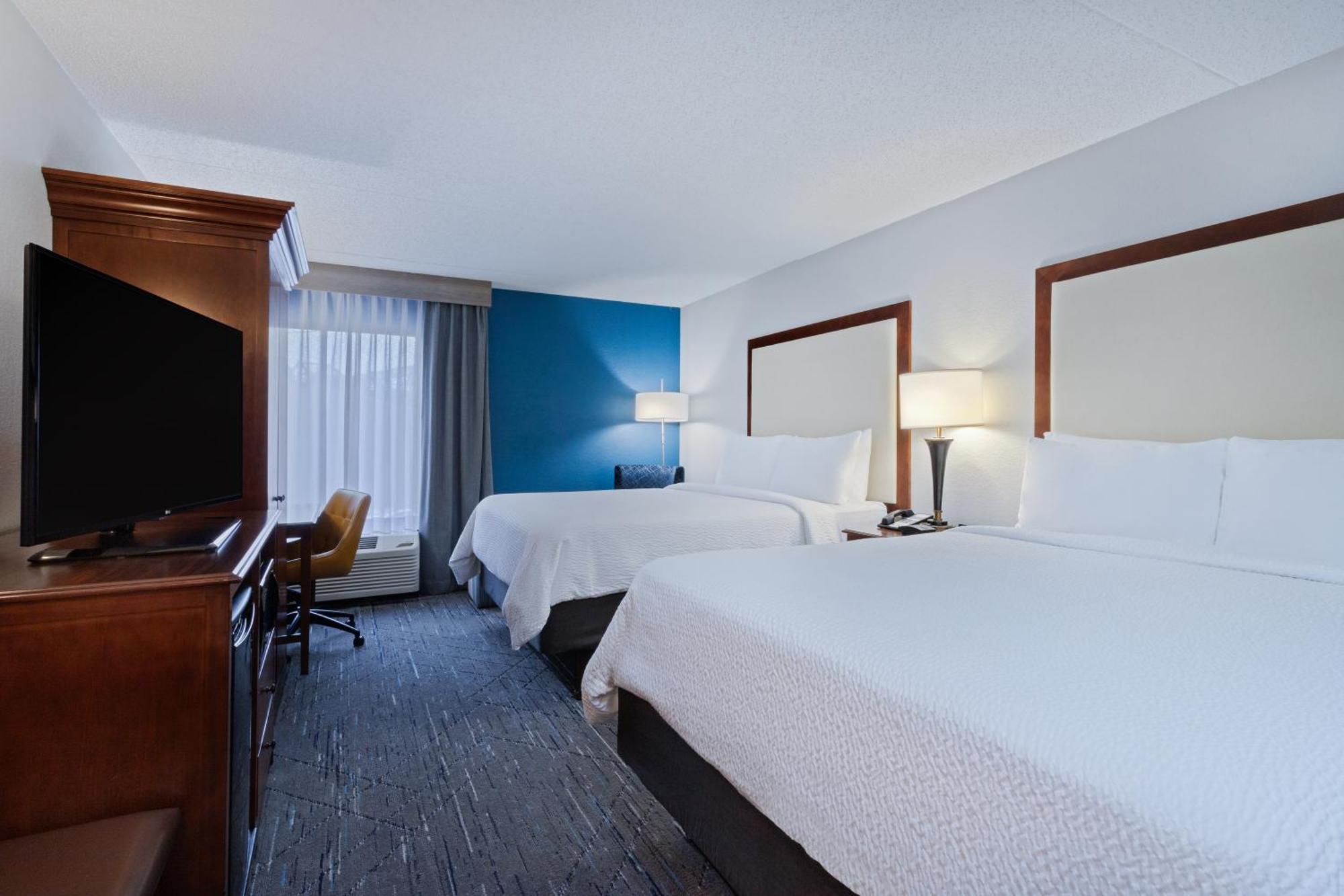 Holiday Inn Express & Suites Cincinnati Riverfront By Ihg Ковингтон Экстерьер фото