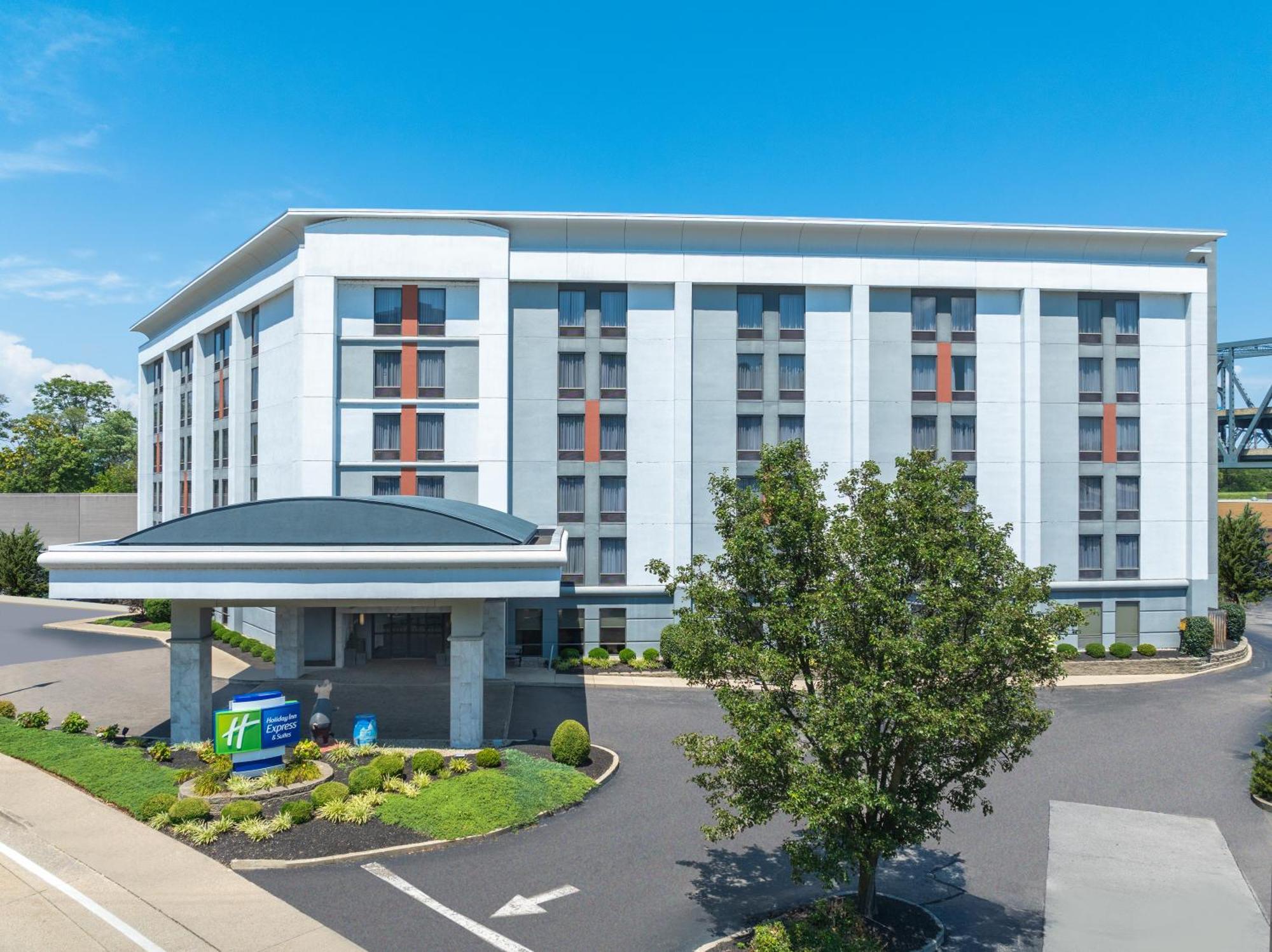 Holiday Inn Express & Suites Cincinnati Riverfront By Ihg Ковингтон Экстерьер фото