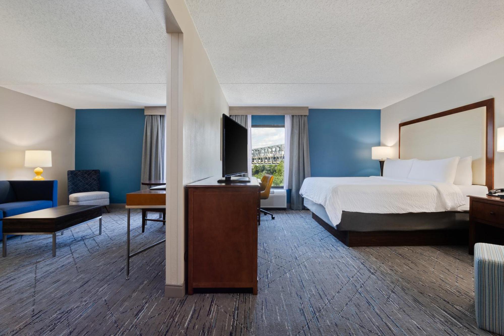 Holiday Inn Express & Suites Cincinnati Riverfront By Ihg Ковингтон Экстерьер фото