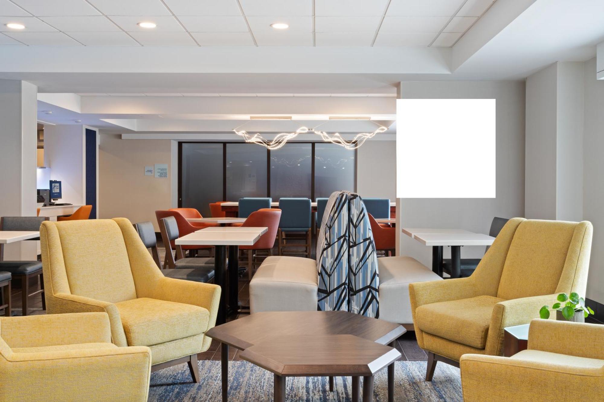 Holiday Inn Express & Suites Cincinnati Riverfront By Ihg Ковингтон Экстерьер фото